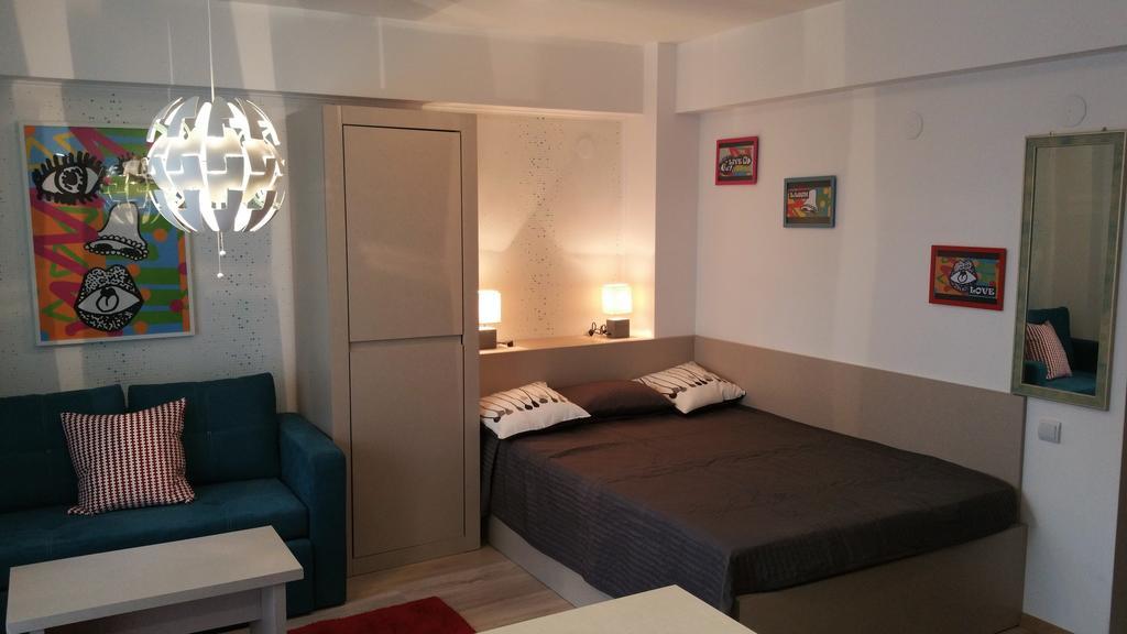 Appartement Apartament Aosta Sinaia Extérieur photo